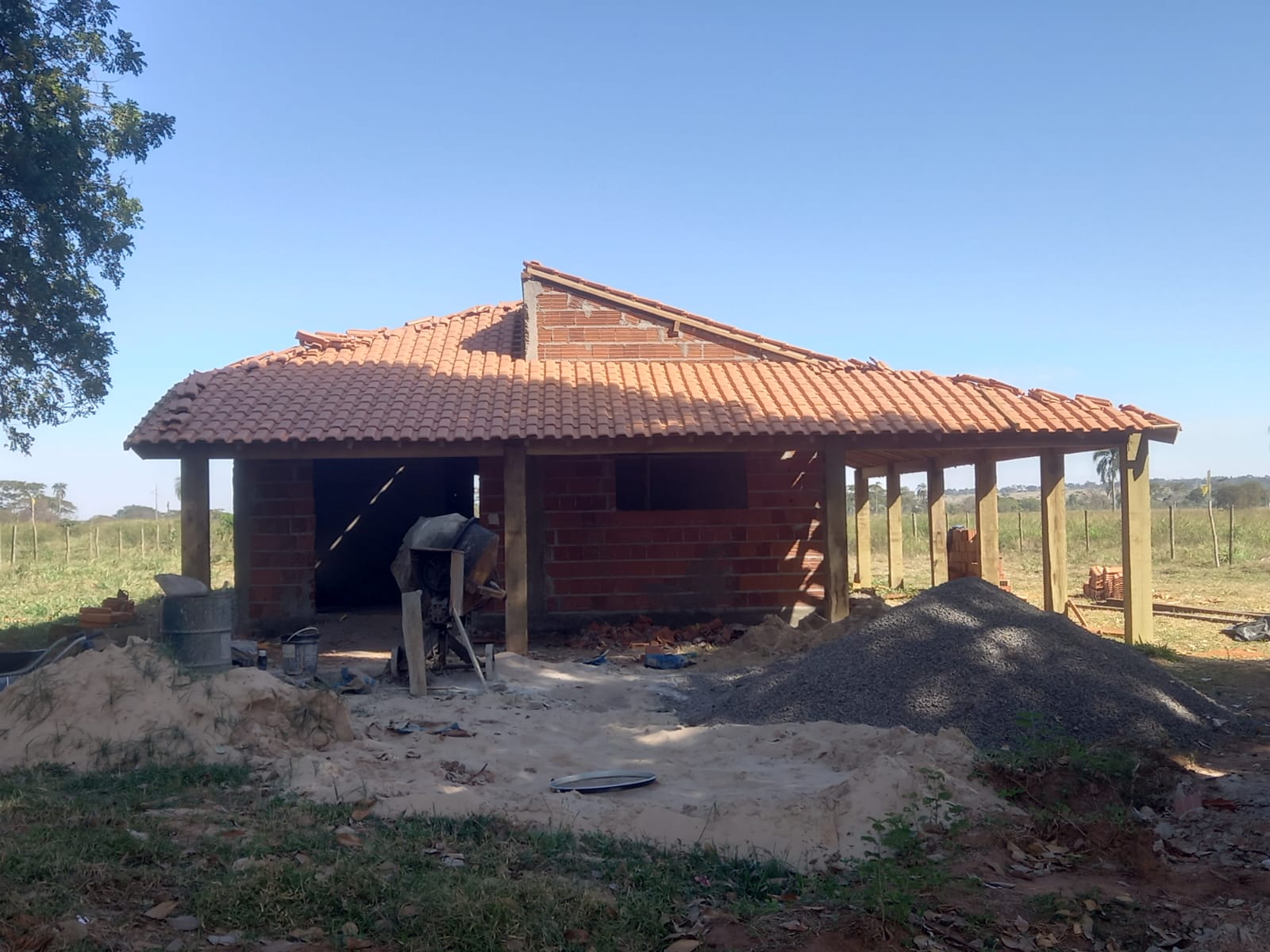 Chácara em Construção - Vista 1